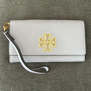 Tory Burch wristlet wallet - lavender